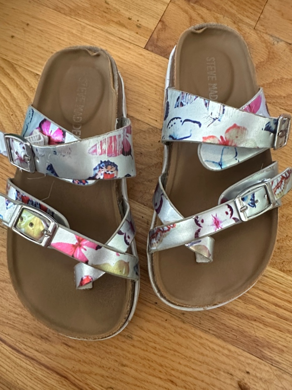 Steve Madden Kids Silver Floral Metallic Buckle Sandals
